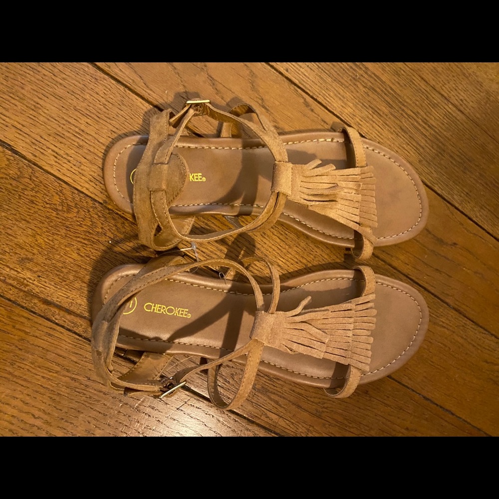 CHEROKEE SANDALS